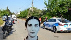 Antalya'da motosikletli kadın hayatını kaybetti