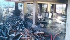 Antalya'da odunluktaki yangın hasara neden oldu