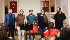 Antalya'da şehit yakınları ve gazilerden THM korosu