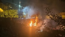 Antalya'da seramik dükkanındaki yangını itfaiye söndürdü