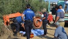 Antalya'da traktörün altında kalıp öldü