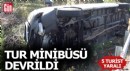 Antalya'da tur minibüsü devrildi; 5 turist yaralandı