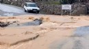 Antalya'da yağışta zarar gören yol onarıldı
