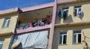 Antalya'da yangın çıktı, mahsur kalan çocukları itfaiye kurtardı