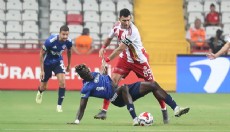Antalyaspor konuk ettiği Kasımpaşa'yı 2-1 mağlup etti