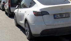 Aracından inerken silahlı saldırıya uğradı