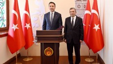 Bakan Bayraktar’dan Antalya Valiliğine ziyaret