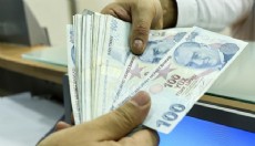 Engelli ve yaşlı aylıkları hesaplara yatmaya başladı