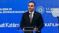Bakan Kacır: KOBİ ve firmalar 50 milyon liraya kadar krediye ulaşabilecek