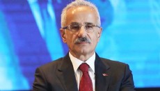 Bakan Uraloğlu: Hürmüz'deki 8 gemimiz için çalışma yürütüyoruz