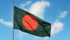 Bangladeş'te yolcu otobüsü nehre düştü: 24 ölü