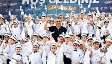 Başkan Uysal: Hayata çocuklarımızın gözlerindeki ışıkla bakıyoruz