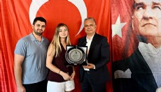 Başkan Uysal MURGEM mezunlarıyla bir araya geldi