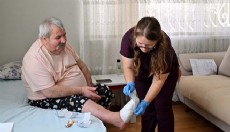 Başkan Uysal: Muratpaşa'da herkese uzanan bir el var