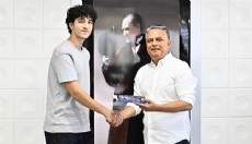 Başkan Uysal, başarılı öğrencileri ödüllendirdi