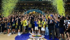 Baskette Fener fırtınası: Tek sezonda üç kupa