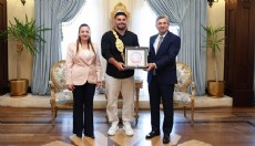 Başpehlivan Taş'tan Vali Şahin'e ziyaret
