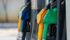 Benzine indirim bekleniyor