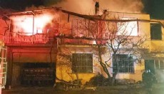 Burdur'da 2 ev yandı