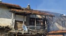 Burdur'da ev ve ahır yandı