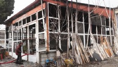 Burdur'da mobilya imalathanesi yandı