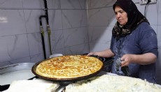 Burdur'da su böreği mesaisi