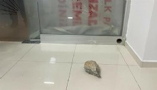 CHP ilçe başkanlığı binasına taşlı saldırı