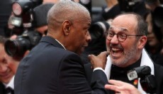 Cannes'da gergin anlar! Oyuncu ve fotomuhabiri birbirine girdi