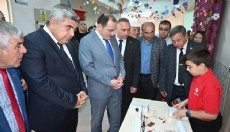 Çay'da Bilim Fuarı düzenlendi