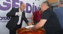 Cem Kotan, şenlikte Çandır Fasulyesi ikram etti
