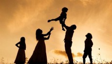 Çocuk yapan evli çiftlerin evlilik kredisi borcu ertelenecek