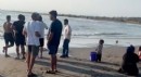 Denize giren 5 kişilik aileden 3'ü boğuldu