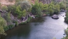 Derede akıntıya kapılan genç öldü