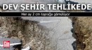 Dev şehir her ay 2 cm toprağa gömülüyor