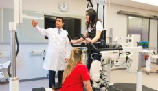 Doç. Dr. Mustafa Çorum: Felç Sonrası Erken Başlanan Robotik Tedavi İyileşme Sürecini Hızlandırıyor