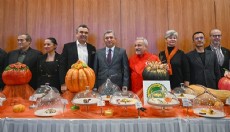 Döşemealtı kabağı 53 ayrı lezzetle sahnede