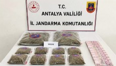 Döşemealtı'nda uyuşturucu operasyonu