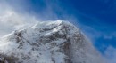 Elbruz Dağı'nda kar fırtınası nedeniyle 5 dağcı hayatını kaybetti