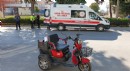 Elektrikli motosikletten düşen sürücü yaralandı