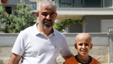 Emir kanseri yenip, okula ve yeşil sahalara dönmek istiyor