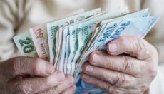 En düşük emekli maaşı alanlara ek ödeme geliyor