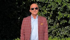 Eski bakan Çavuşoğlu'nun kardeşi, ofisinde silahla vurulmuş halde bulundu