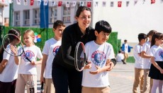 Eski milli tenisçi, ilkokul öğrencilerine ilham oldu