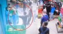 Eski sevgilisini darbedip, müşteriyi bıçaklayan şüpheli tutuklandı