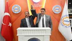 Esnafta seçim zamanı; Dere'den zafer fotoğrafları