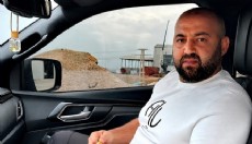 Evine gelen eski çalışan tarafından öldürüldü