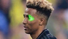 Fernandes'e lazer tutan taraftara gözaltı