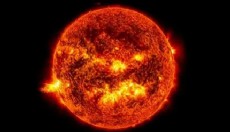 Güneş'te dört büyük patlama: Elektrik kesintileri olabilir