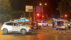 Hafif ticari araçla cip çarpıştı: 1 yaralı