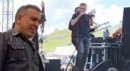 Haluk Levent konser sırasında fenalaştı